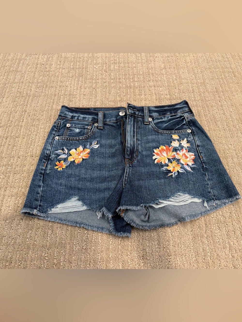 American Eagle Jean Mom Short Floral Cotton Denim - Picture 2 of 7